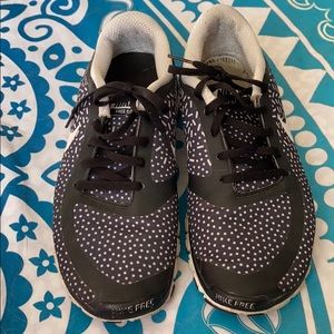 Woman’s Nike free 5.0 size 10